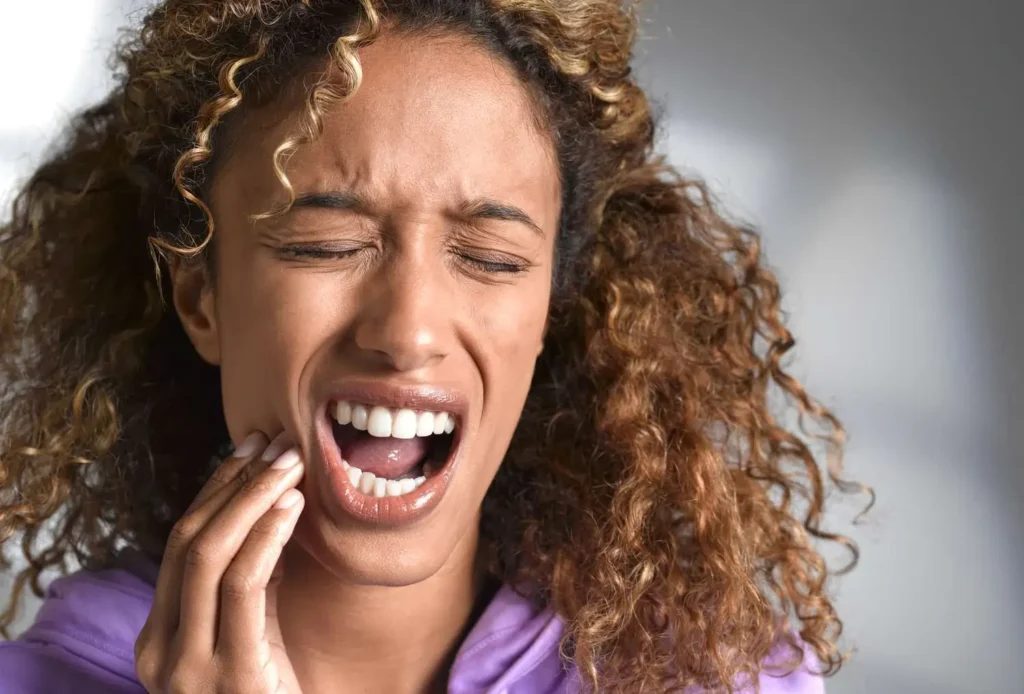 When to See a Dentist for Persistent Tooth Pain and Sensitivity St Helens